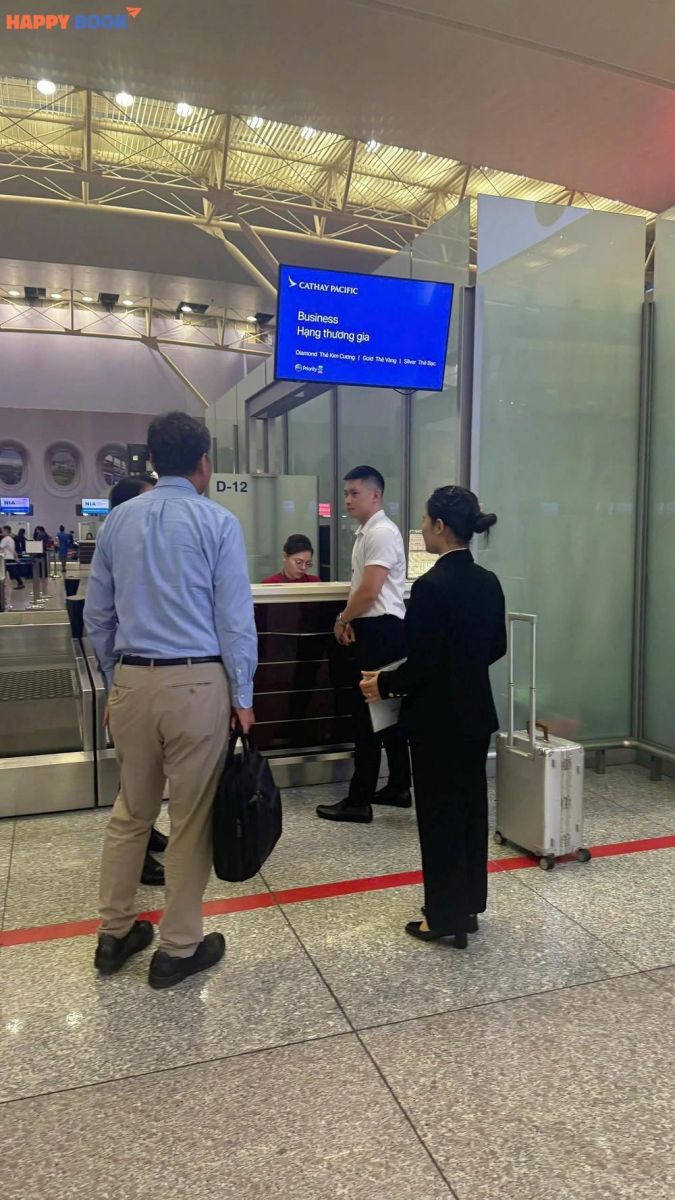 Đánh giá của khách hàng về dịch vụ Fast Track tại HappyBook Travel