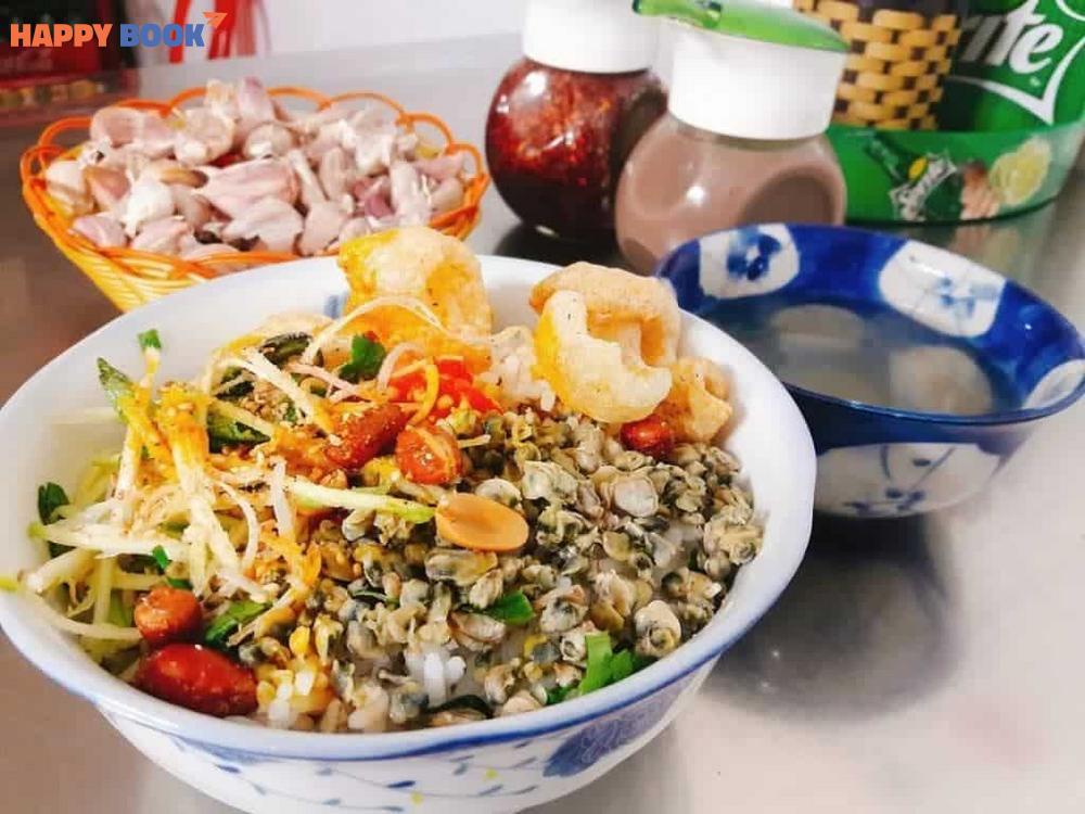 Cơm hến mang vị riêng của Huế