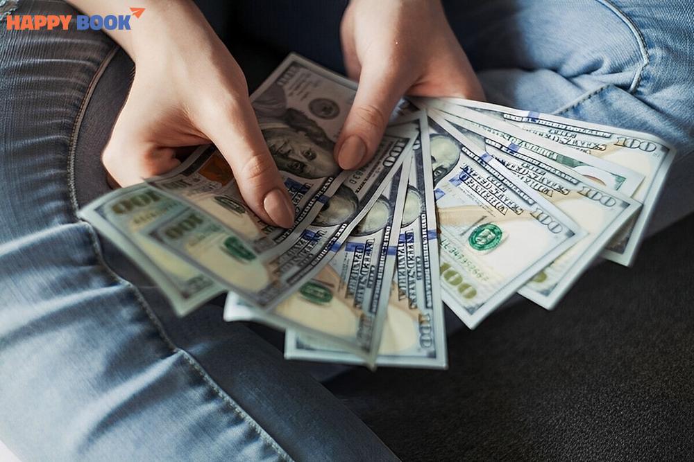Chuẩn bị sẵn tiền mặt để đóng lệ phí