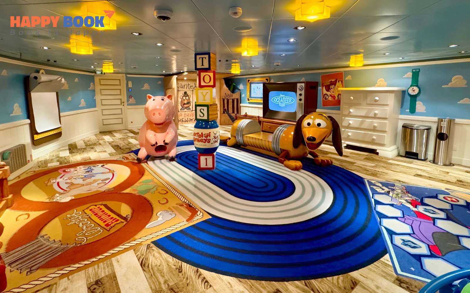 Khám phá các khu vực nổi bật trên Disney Adventure