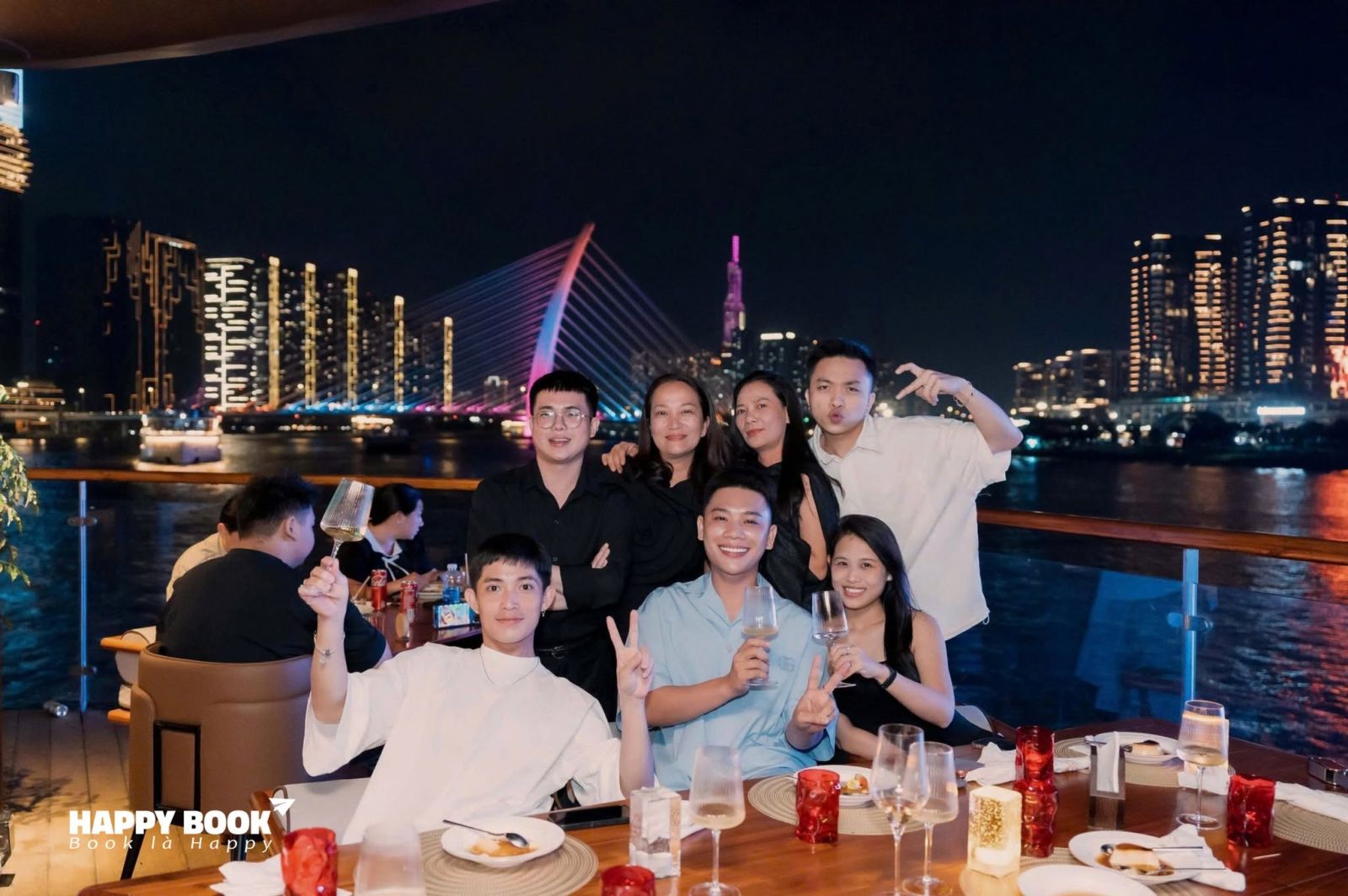 Kinh nghiệm chọn c&ocirc;ng ty cho thu&ecirc; du thuyền